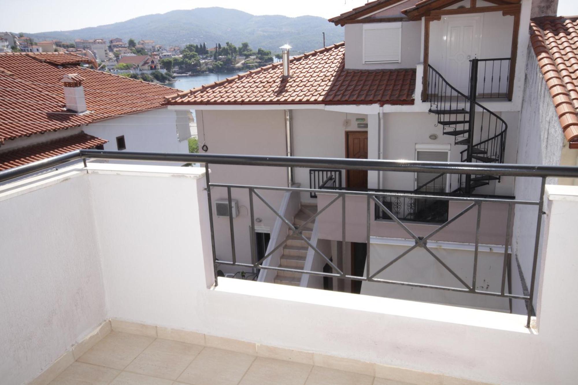 Portodream Studios & Apartments Neos Marmaras Exterior photo